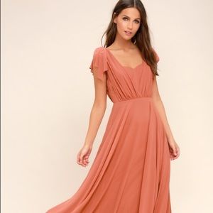 Lulu’s Maxi Dress / Gown Falling for you size S
